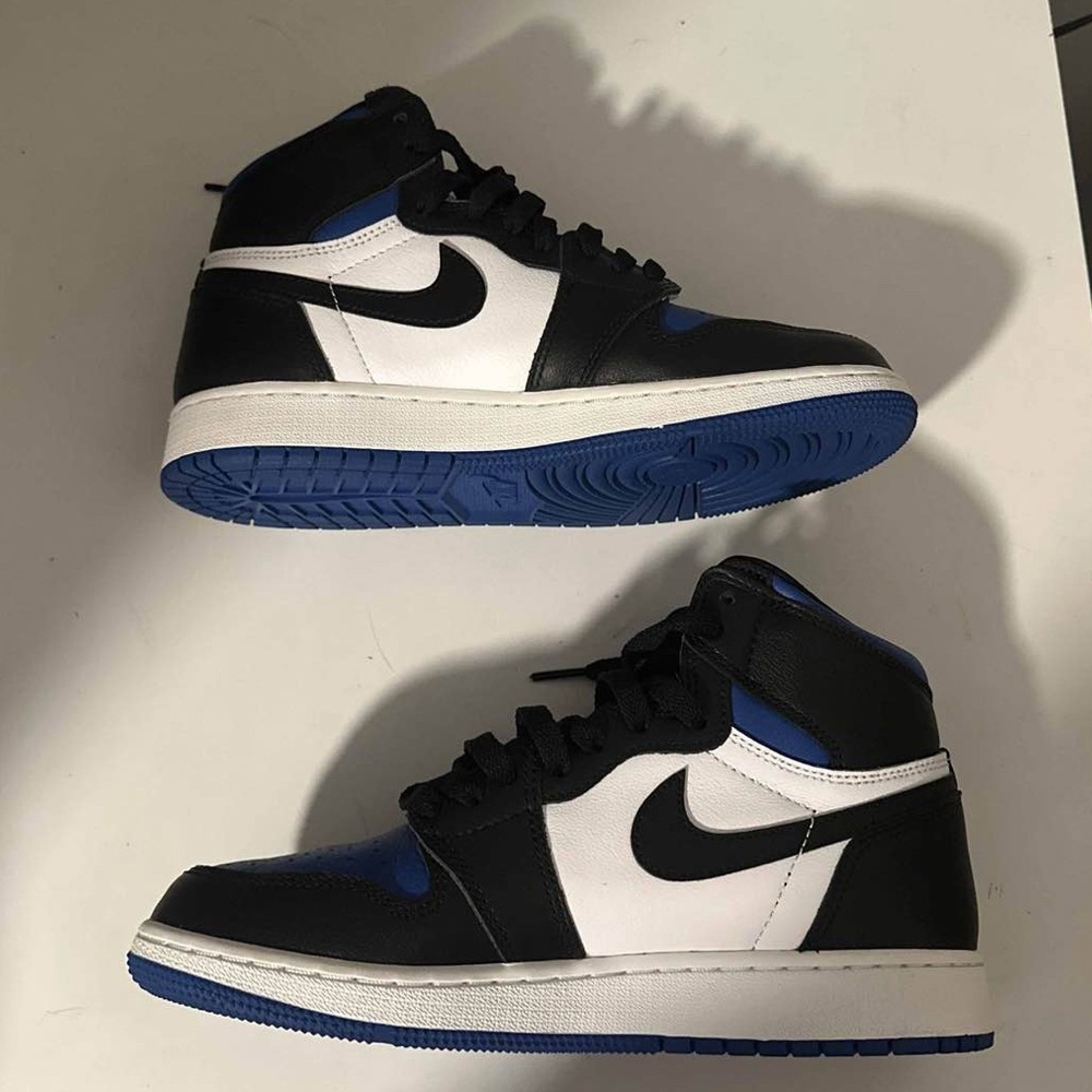 Air Jordan 1 Retro High OG GS ‘Royal Toe’